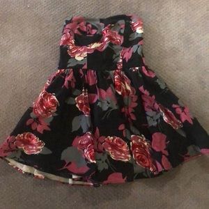 Strapless floral accent dress